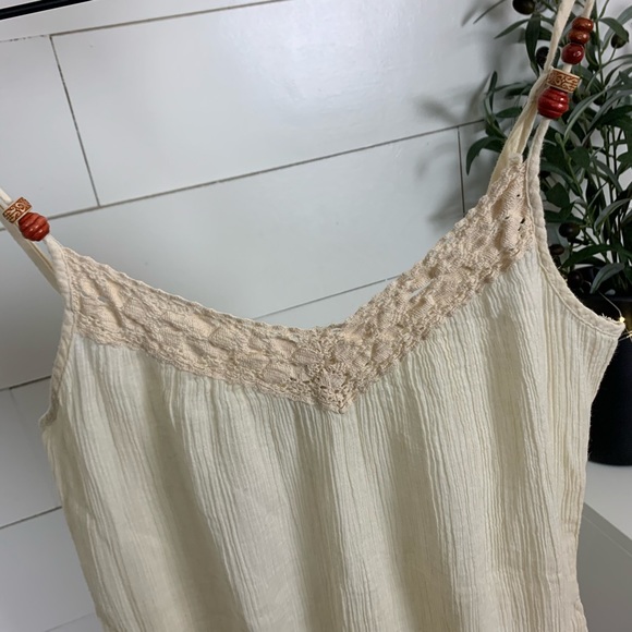 ❌SOLD❌ Old Navy Cream Gauzy Boho Tank Top Cami - Picture 5 of 8